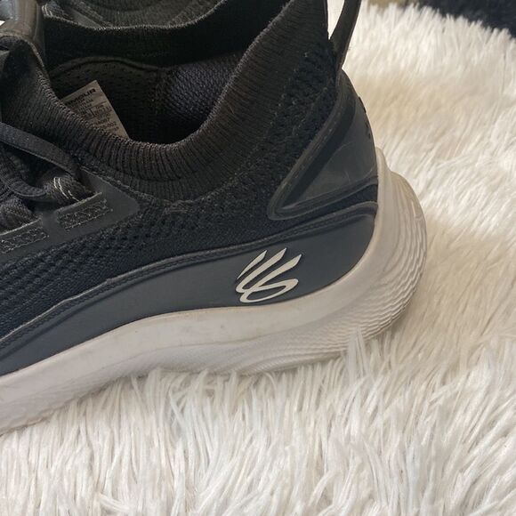 Under ARMOUR TRAINING Unisex TEAM CURRY Mens 8.5 Women’s Sz 10 Basketball Shoes - Picture 2 of 13